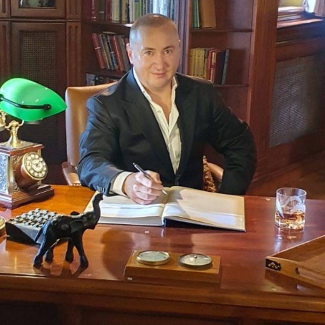 ''Osetio sam se kao džukela!'' Đanija isterala inspekcija iz kluba! 2 01e49ad76b9205e9b24e785f5d7fa96bf51d5371