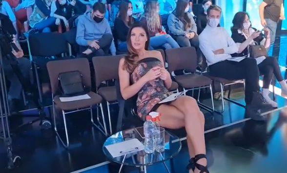 Žiri stigao na snimanje, svako u svom svetu a ĐORĐE DAVID PONOVO RADI ISTU STVAR (VIDEO) 5 0566a140163f9fba5db4fb4f0c82c2514439171e