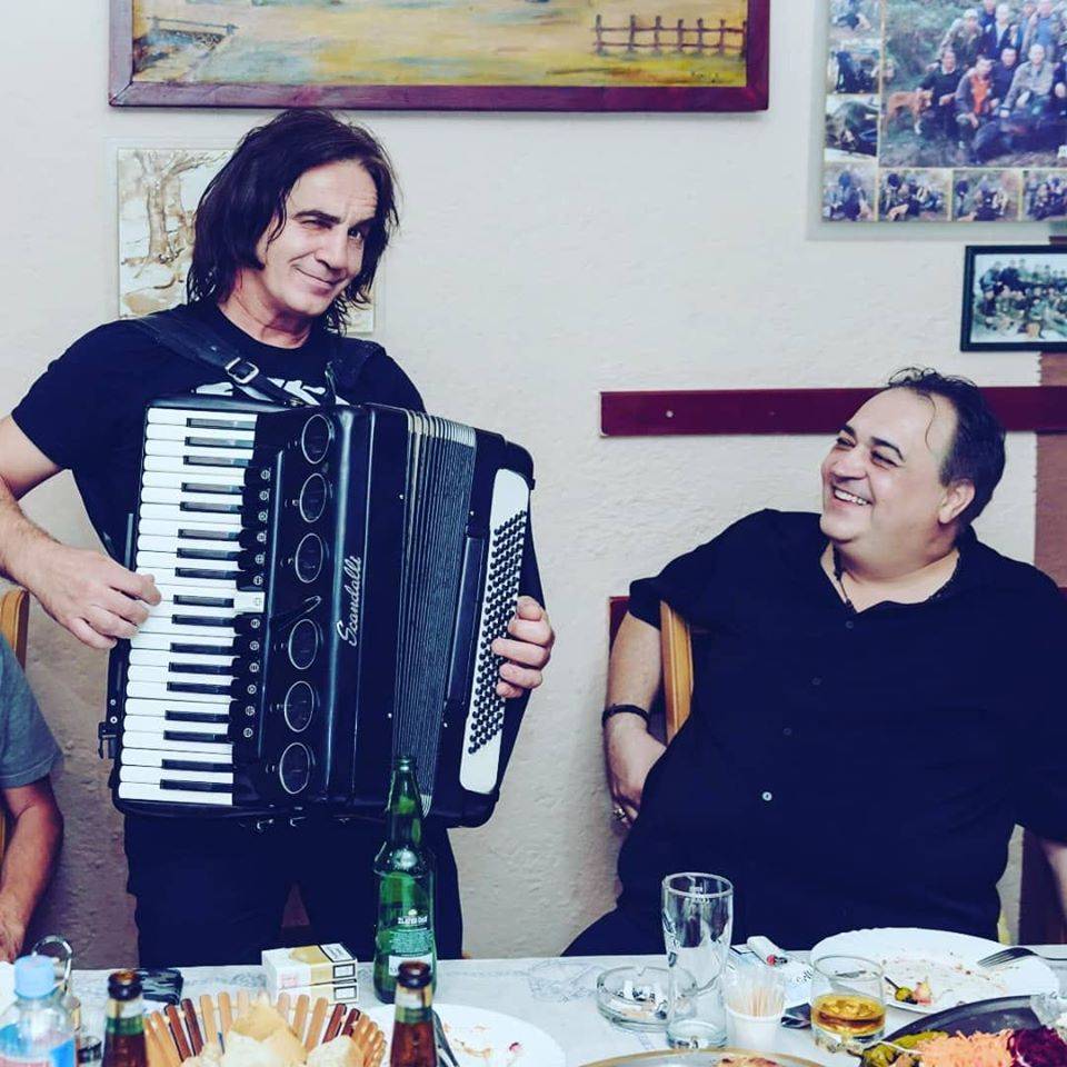 IZDRŽI, BUDI JAK: Muzičari širom sveta u zajedničkoj misiji za CELU EKS JUGU 3 05d557559b33ced2ac6101266c1b0edb50bd71ac