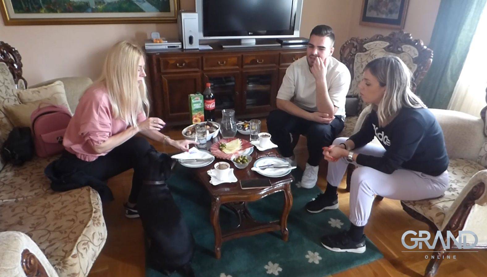 DOM ŽELJKA VUKČEVIĆA odiše luksuzom, a tek da vidite GDE PRAVI ŽURKE (VIDEO) 4 0751d5151ddf5cb1398b66d639fe03c49bd99c0b
