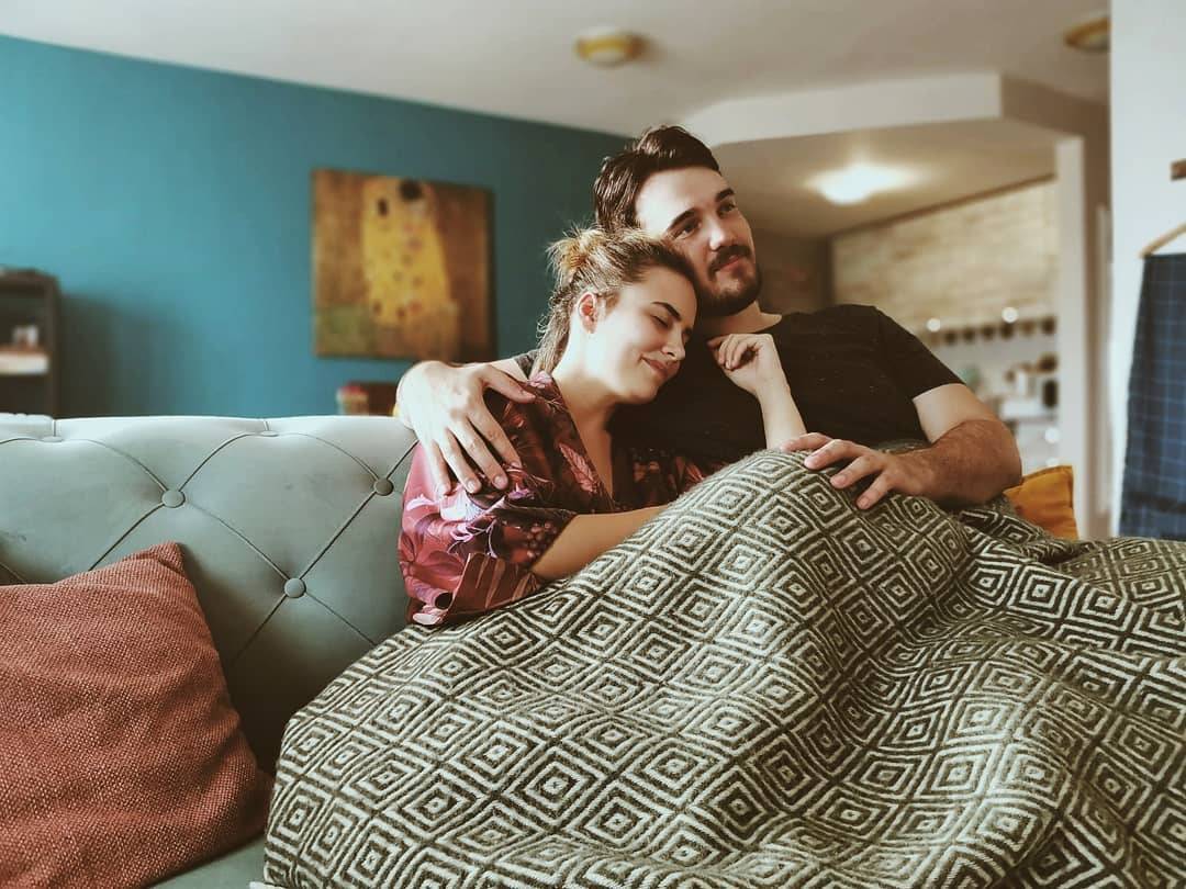 Aleksa i Milica Perović su odmah znali da je to ljubav pa poručili: Brak nije precenjena stvar! (VIDEO) 2 0c6c2092307f1e629e2f8441ea711a54dcd2b0a4