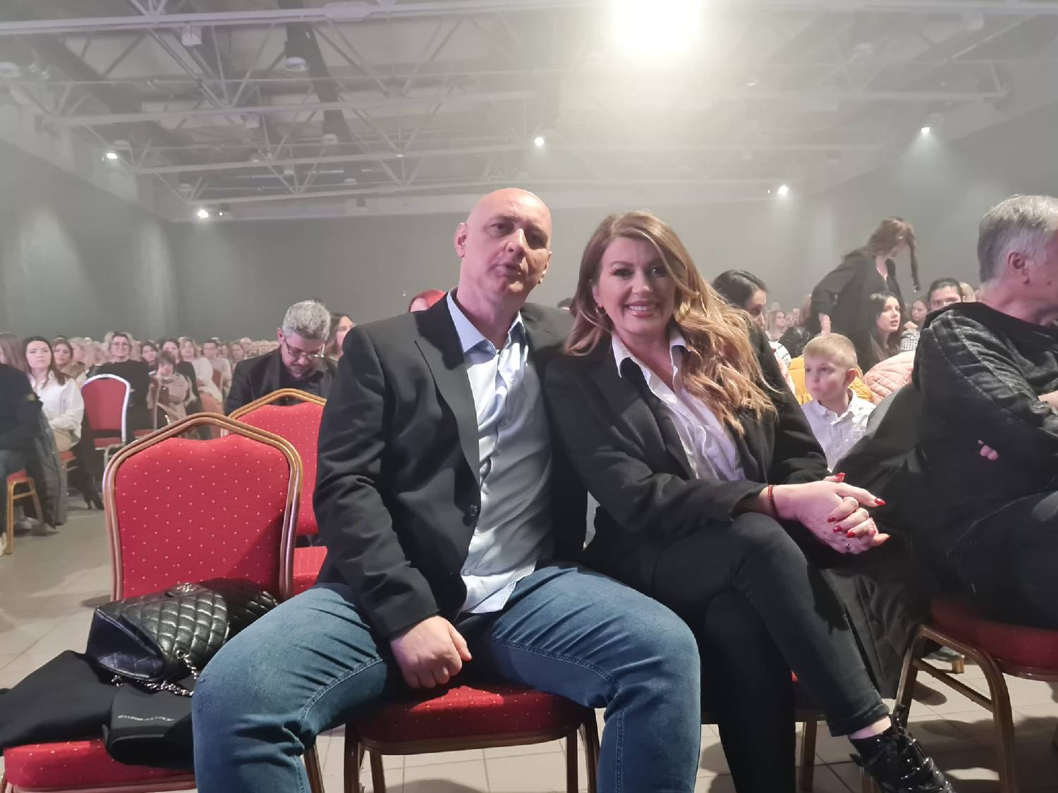 JEDINA PODRŠKA: Viki Miljković otkrila zašto ostali članovi žirija ZVEZDA GRANDA nisu došli na Marijin koncert (VIDEO) 2 0f65488fe8dec328cfd796b1635181990e84a959