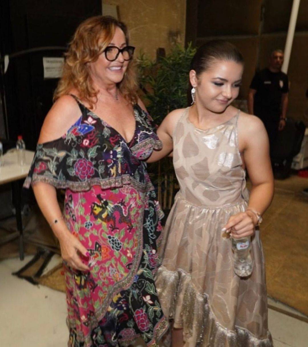Ana Bekuta RAZNEŽILA porukom upućenoj NJOJ: ''Obogatila je MOJ ŽIVOT'' 4 10c5b5c80f391d9dfc97ff04cce30e59a28aa8ad