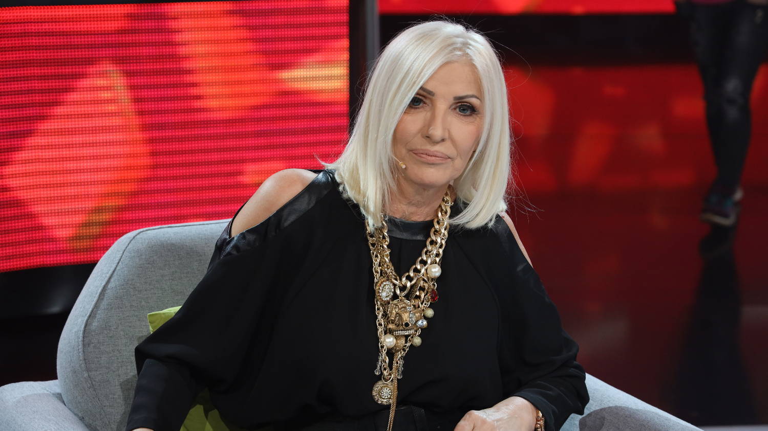 KAKAV PRVI POSAO: Cakana nije znala šta je MOKRI ČVOR, kad je saznala BILO JE KASNO 2 123c330291b4c8f5f46192be76c86369d9933bdf