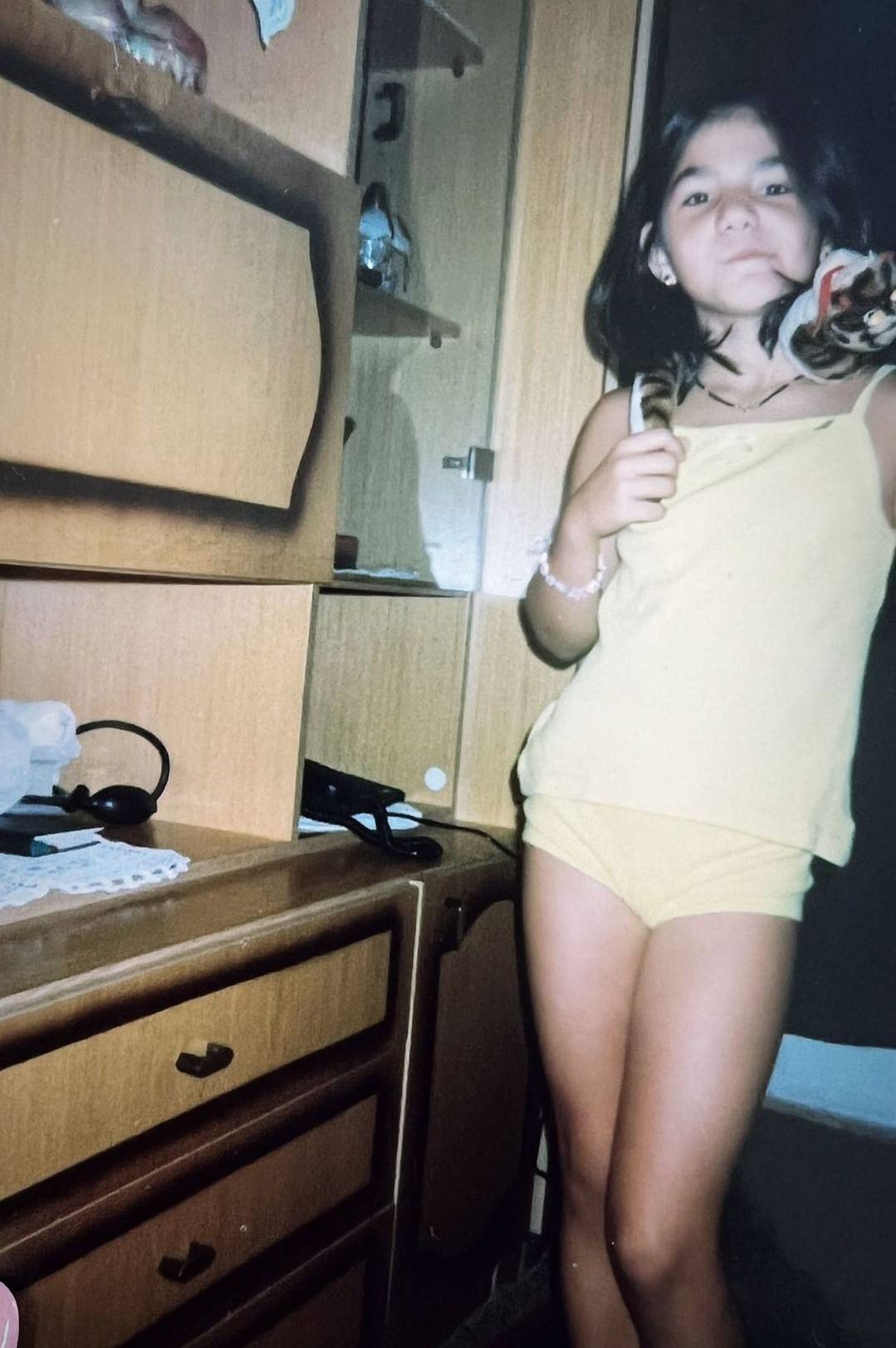 Nakon titule NAJLEPŠE TAKMIČARKE, Zvezda Granda pokazala kako je izgledala kao devojčica (FOTO) 3 140f1d2aef6c55b7aeaa138ae38ed02448418652