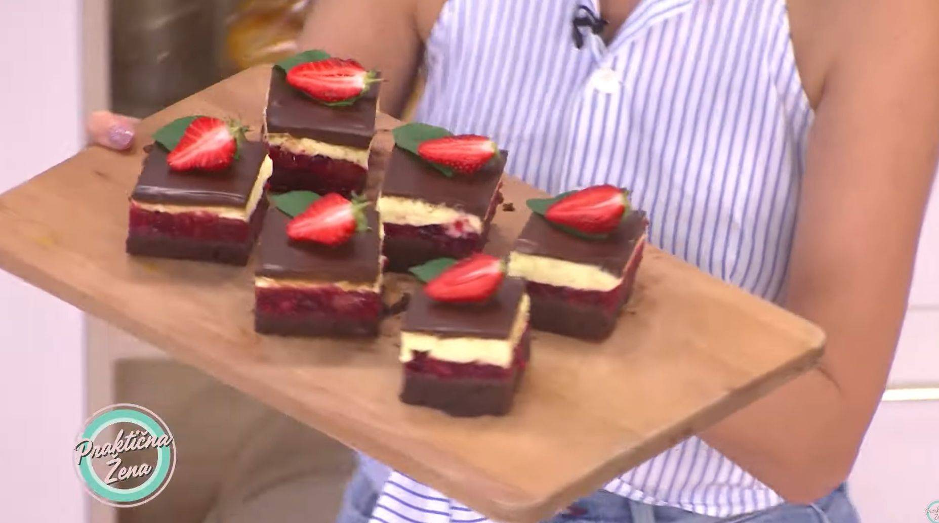Da li ste čuli za LETNJE LEDENE KOCKE? Obožavaćete ovaj dezert sa šumskim voćem 5 183703b6b59931a72f1bed0928623e1cc7db2836