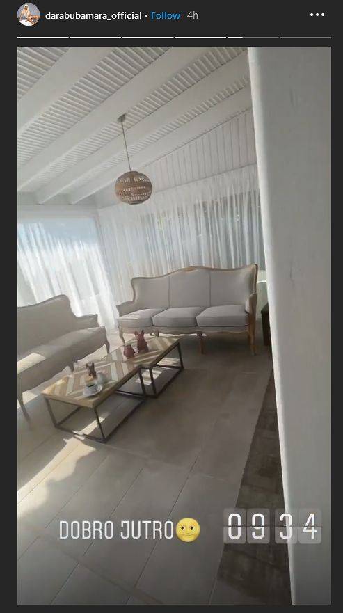 Stigla u OVO LETOVALIŠTE pa zapalila sve fotkom u kupaćem! Pevačica sve izazovnija! (FOTO) 2 1ddd2a3f83aea2555be2a0970d309eefa4baae33
