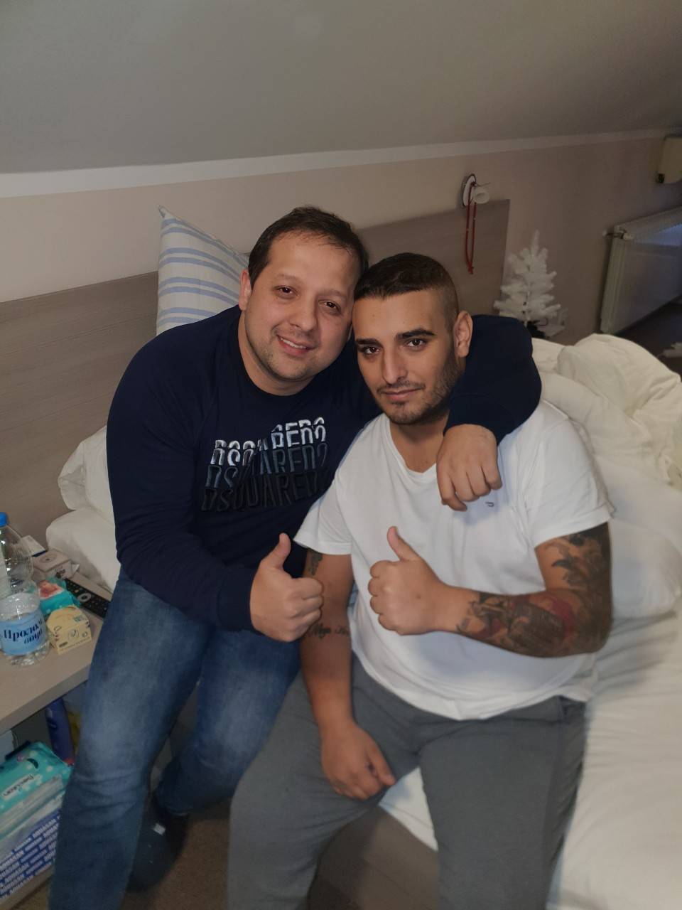 Emir posetio Darka u banji! 2 20cd88bdc6f4ab60814a03dfce8d682a966f4c81