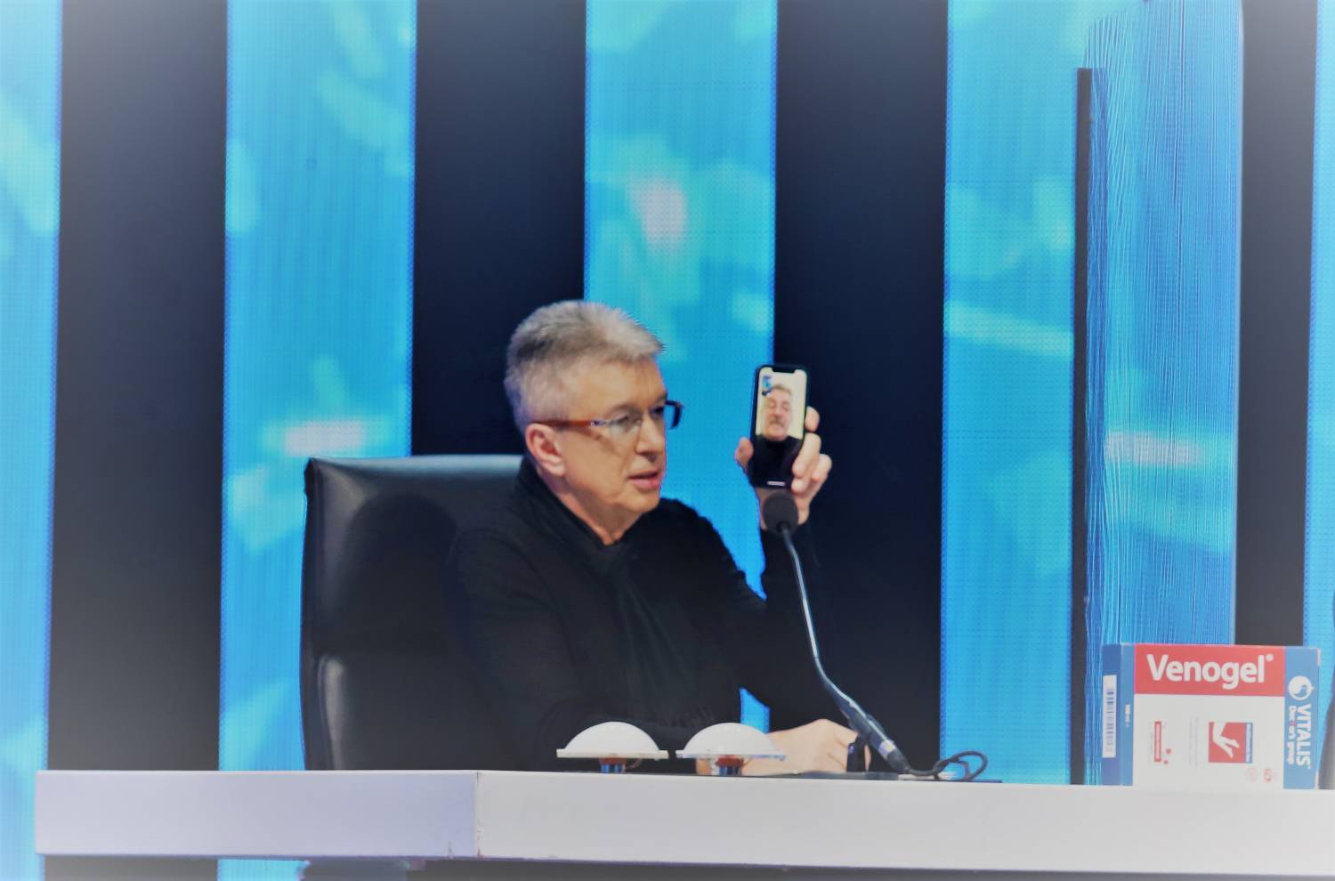 "HURIKANKA, ĆUTI" Viki se oglasila, Popović je odmah prozvao za LAPSUS iz prethodne emisije! 3 2216141dac4d3a3b685928ebd69fc89021988190