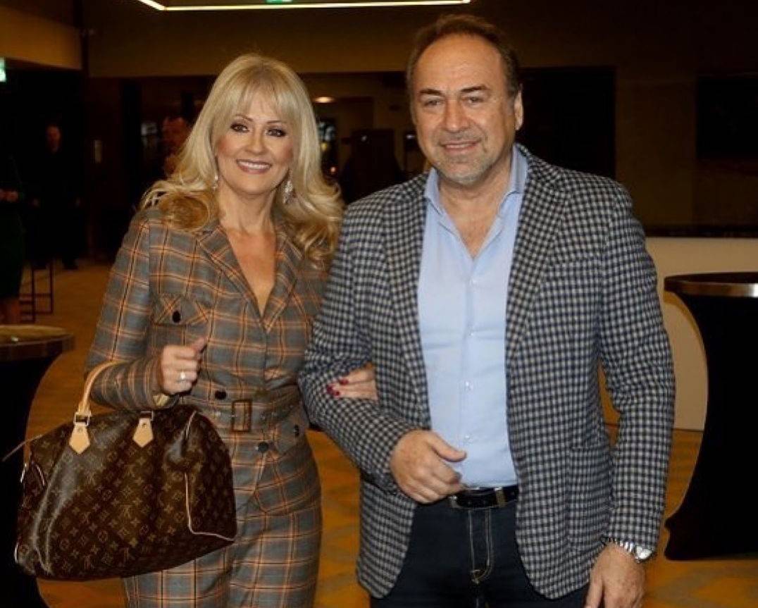 Isplivala do sada NEVIĐENA FOTKA MARINKA ROKVIĆA I SUPRUGE IZ MLADOSTI, da li biste ih prepoznali? 2 22912bff3eb3732348285bdf14b01c21a61d552f