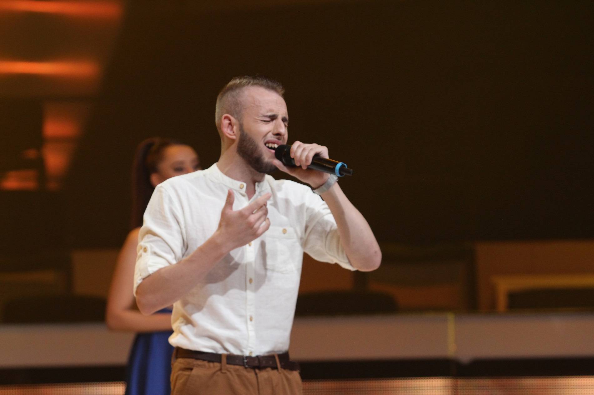 Nju mentorka vidi u finalu a drugi se ne slažu- Budi realna Jelena! (FOTO) 3 237f554b8b3f49b3f0bd85adac07115872004009