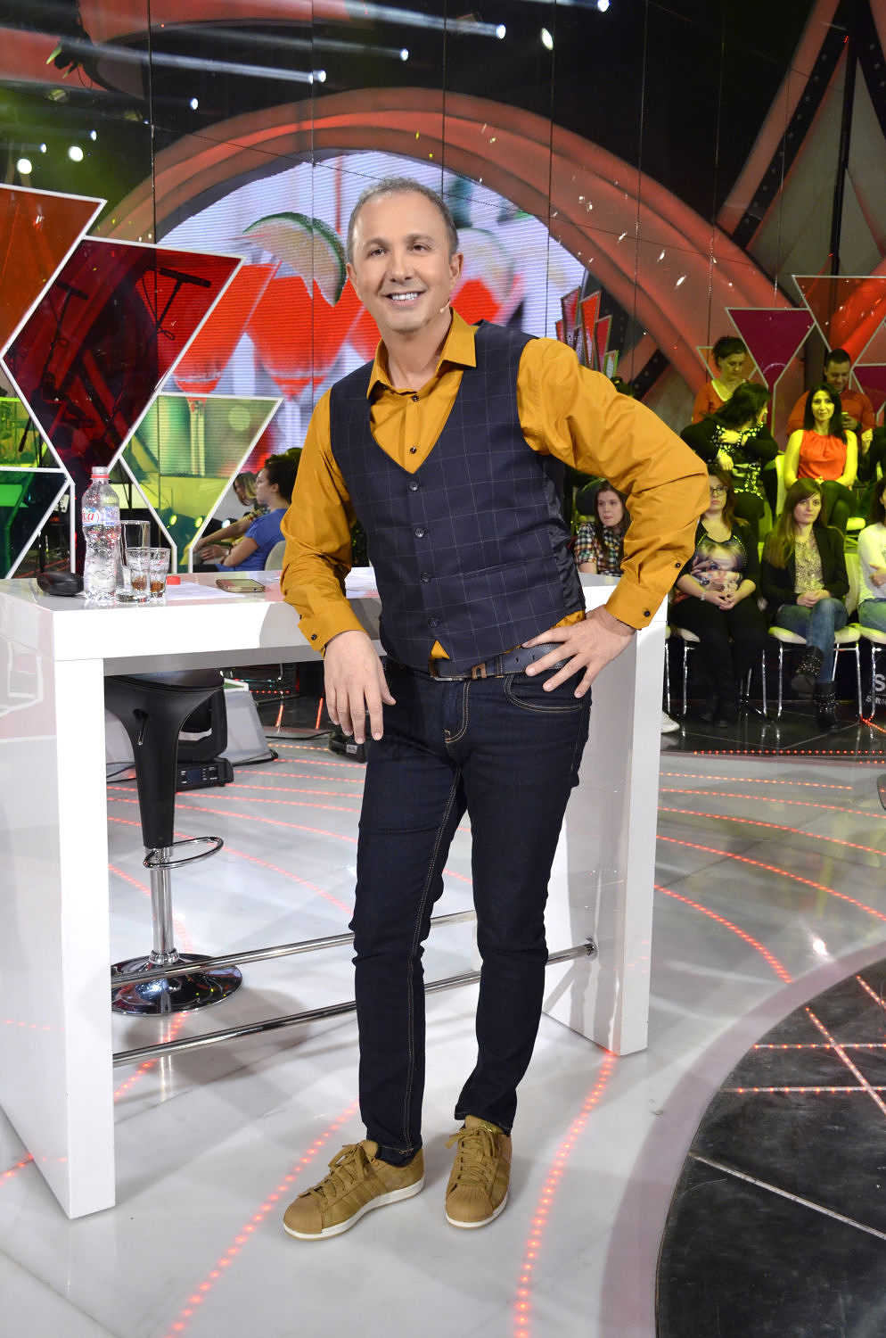 GRAND KOKTEL: Veče dobre zabave uz sjajne pevače! 2 287c0a925c31bb1abf8c1318af09332712eea0c6