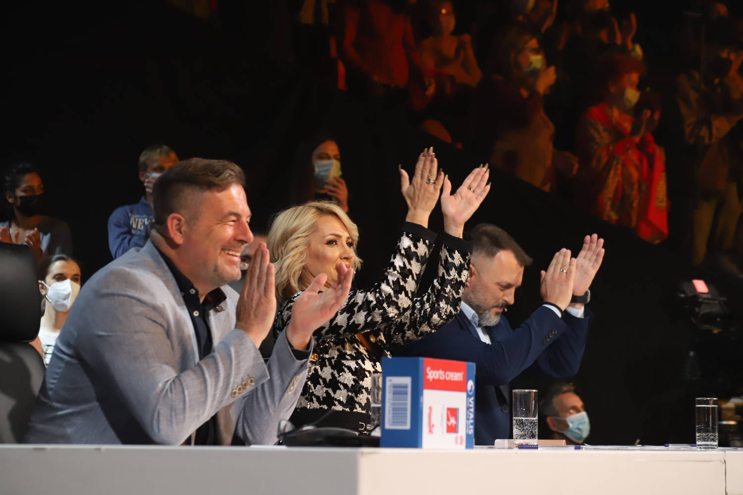 Iz njenog grla izlazi ČISTA LJUBAV: ''Ovo u životu NISAM ČULA'' kaže Goca 3 2ba94e7b86db20dc41976d7632230ee2361c13ba