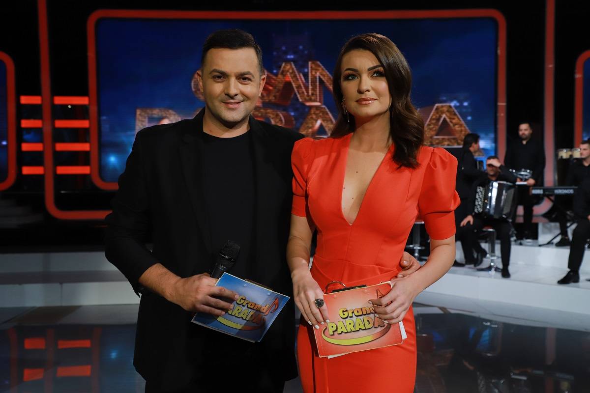 GRAND PARADA: Zamenite izlazak omiljenom muzičkom emisijom (FOTO) 2 2cd52171d47fdb3aabceea7b8cc7bbed72da36ae