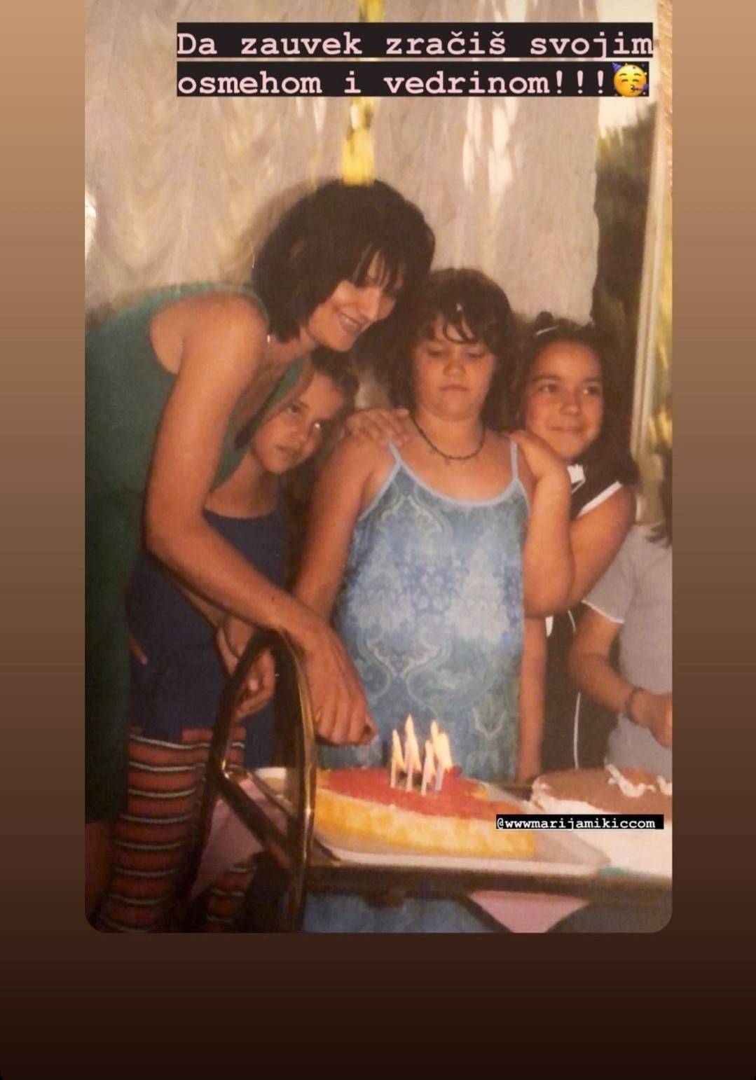 PRŠTE ČESTITKE: Za Mariju Mikić danas je POSEBAN DAN (FOTO) 3 2e5064fa8bc2aa5ae0f813a81c3bd0655d2b70d1