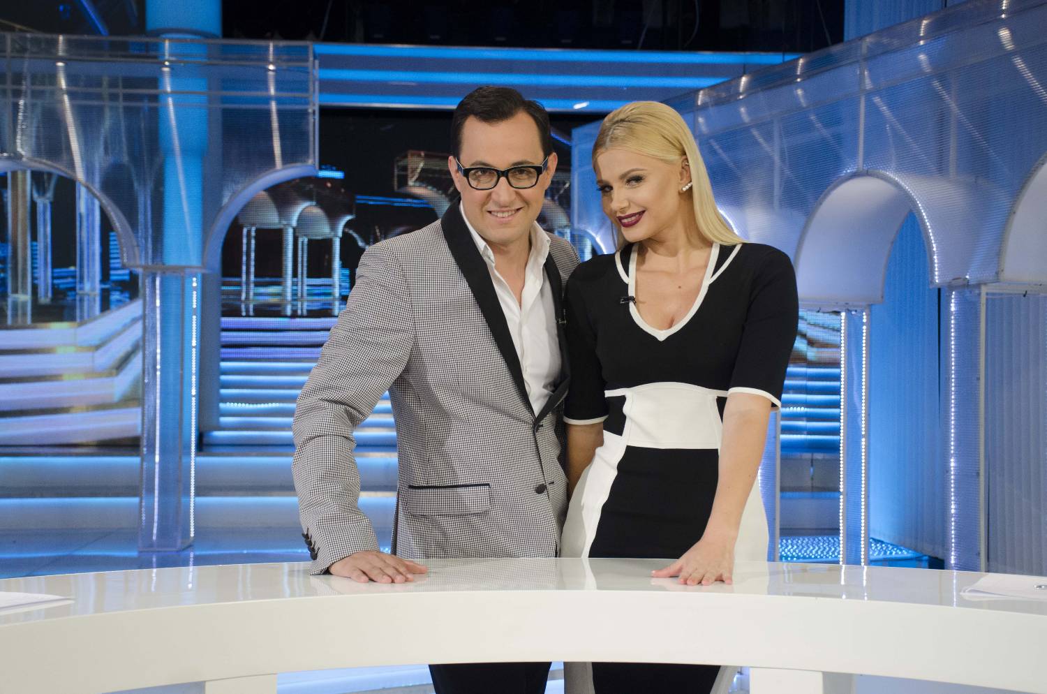 GRAND MAGAZIN: Narod protiv tranzicije! 2 2f4cec5f3f44ce4999b811930c03a8a69fae87cc