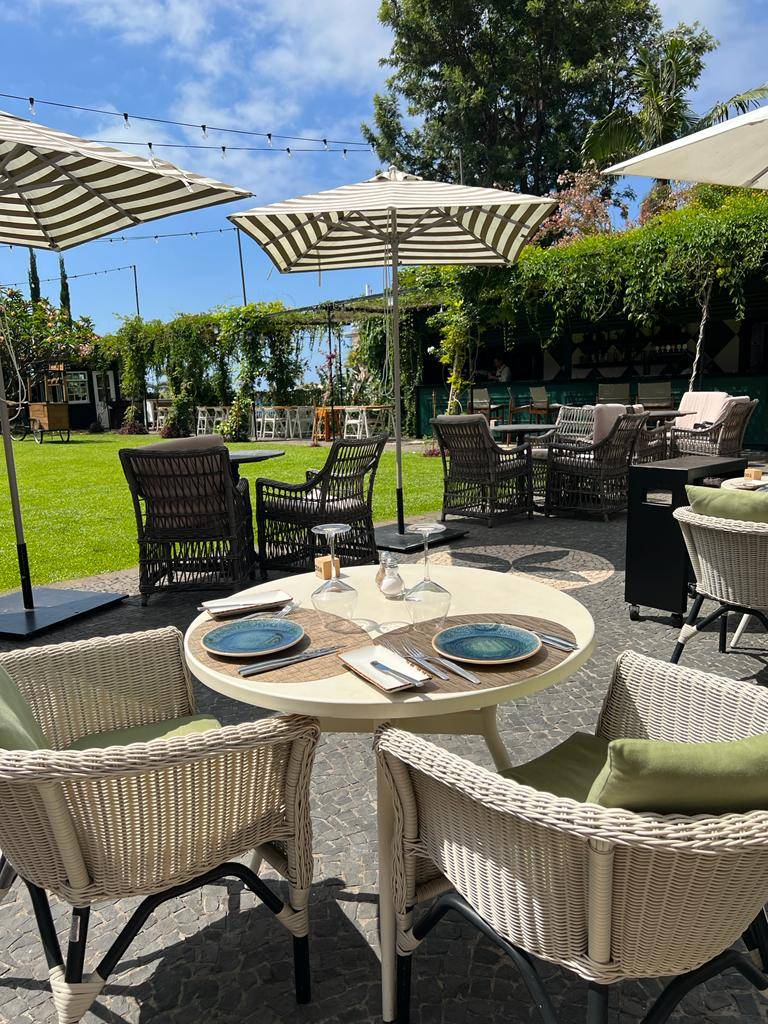 PRŠTI OD LUKSUZA! Voditelj platio NAJSKUPLJI HOTEL u Portugalu, pa priznao: ''Ne žalim novac'' 9 3588d7caf2c08318455b9e0c8b421aca8bc05d15