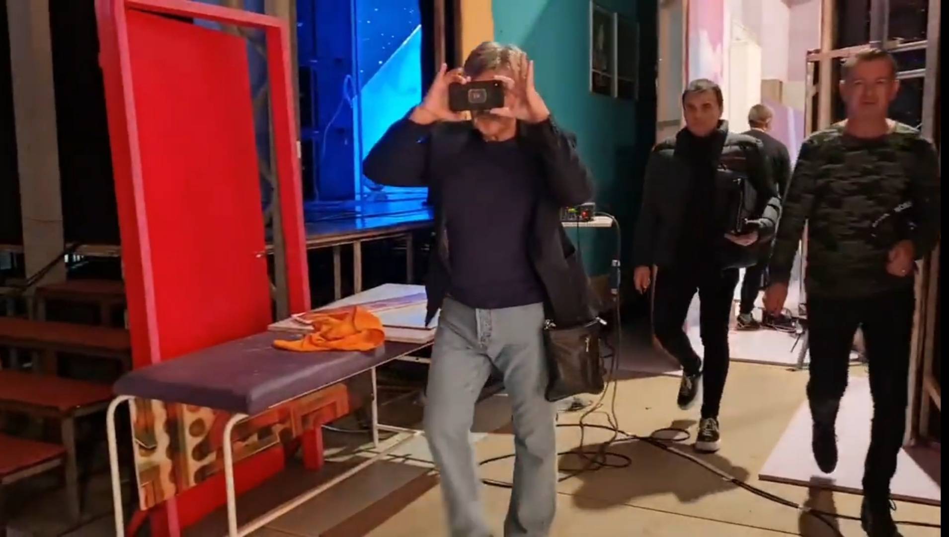 PRKOSE KIŠI: Ceca SIJA kao Nova godina, a tek da vidite rokerku Maru i Bekutu (VIDEO) 6 35ea003cad46fa7d31acb107a51c27ce4759f31d