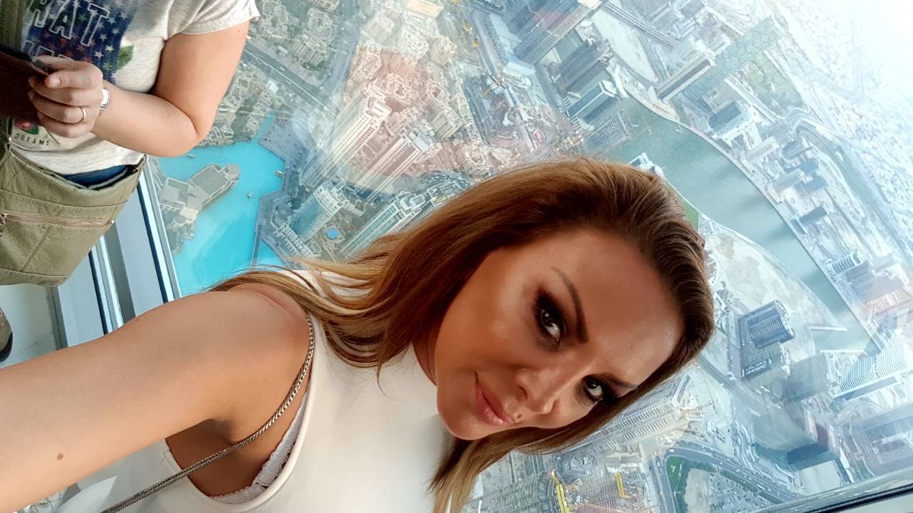 Pozdrav iz Dubaija! Ovako BILJANA SEČIVANOVIĆ uživa na odmoru! 3 373f6b92193779aa814fe160fed781bfba99e2f4