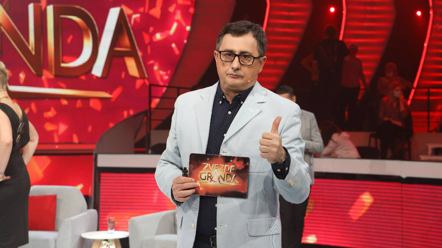 "Krili su to od mene, a ona je bila u crnini" Njen odlazak Voja Nedeljković nikad neće preboleti: "Od tada imam strah!" 7 38babcc94ea4a42fea77542fefbc537e13d95d70