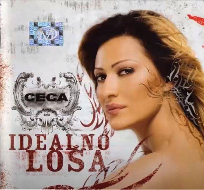 Ceca ŠOKIRALA FANOVE FOTKOM OD FRIZERA: "Odoh u PLAVUŠE" (FOTO) 4 3ca0d1a950b0cf64d2e064b86da7c76efd745c35