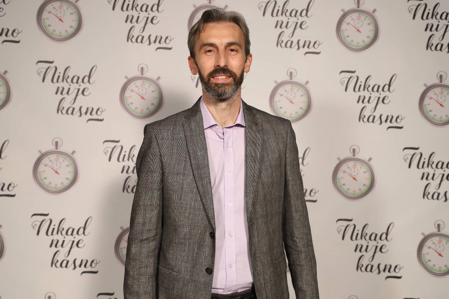 Šerif Husić iz kruga u krug oduševljava publiku, a sada priznaje "NIJEDNA PESMA NIJE BILA MOJ IZBOR!" 2 3cb9b36c7984d0771d822b219c926518f7f67660