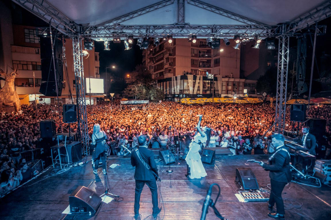 Severina spektaklom zatvorila jubilarnu 30. Roštiljijadu (FOTO+VIDEO) 7 3de4842eef7317e964bb0d2020008b9330968c58