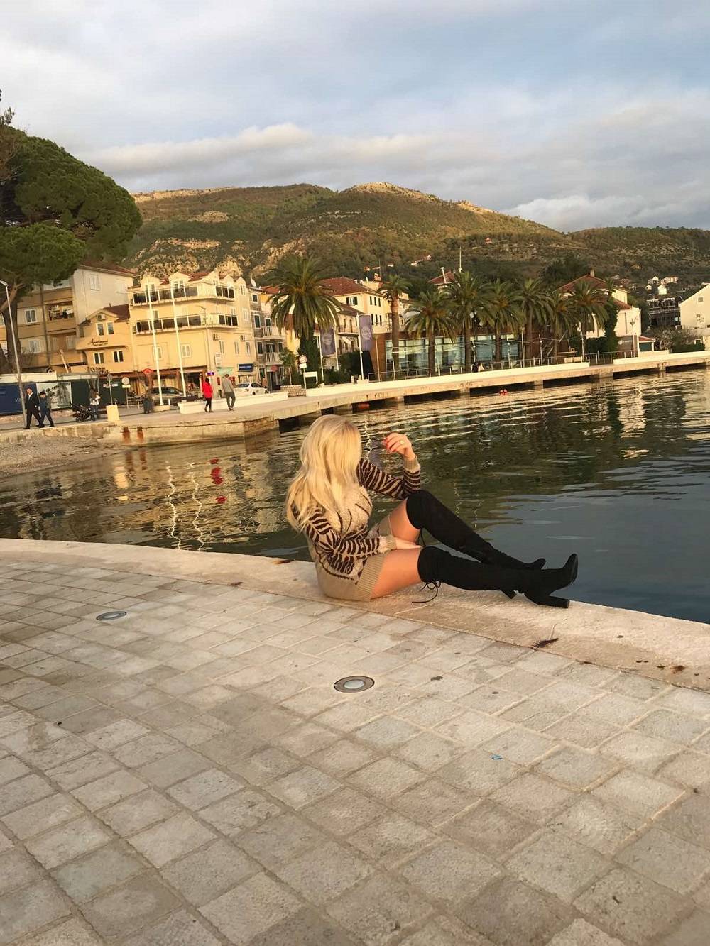 SEKA TOMIČIĆ Zamalo da zapliva u decembru! (FOTO) 4 40454a16eb241b008052ec6e56e067d103deb8e3