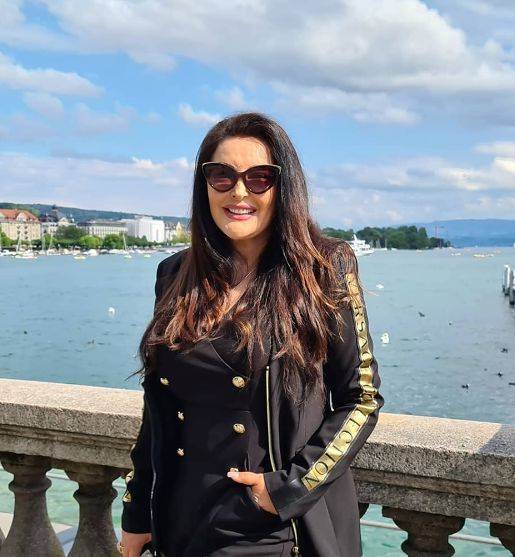 DRAGANA MIRKOVIĆ JE NEKADA BILA DENSERKA: Ovako se pevačica družila sa njima 2 407c3bbeaa6e2606dc09bb04502a64eb4b402981
