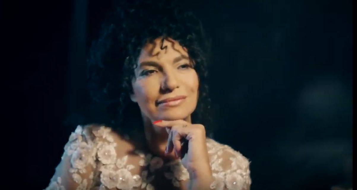 Poznata glumica igra MAJKU u spotu MARKA GAČIĆA! (VIDEO) 2 4150d5be2e46e873d50741f770c90925cd52014b