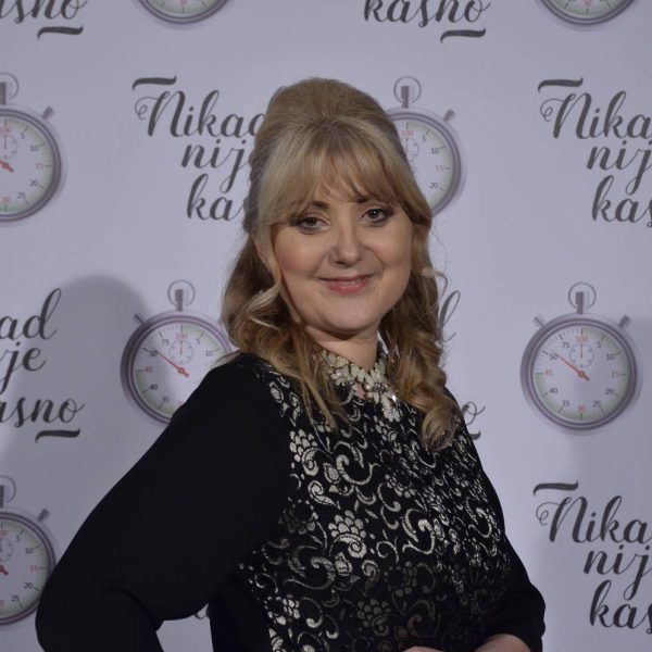 Snežana Janković 1 421dc491271e88ed9aeec0c78ad283d7fffcf4c8