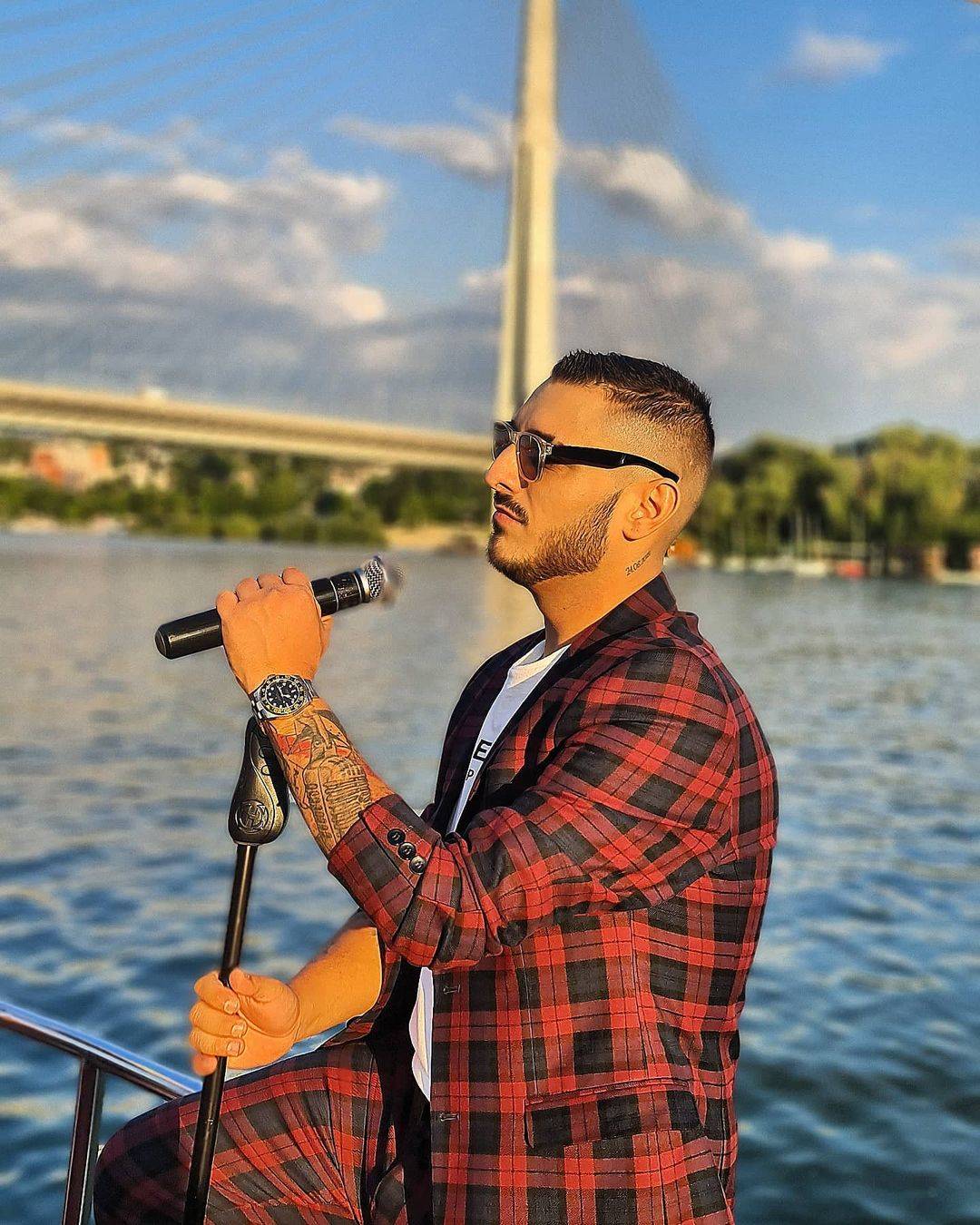 "HTELA JE DA ME DRŽI NA KRATKOJ UZICI" Darko potvrdio da se razišao sa Marinom! 4 428e0ea039e850d9dbc1bafc8d46c8278eb213ce
