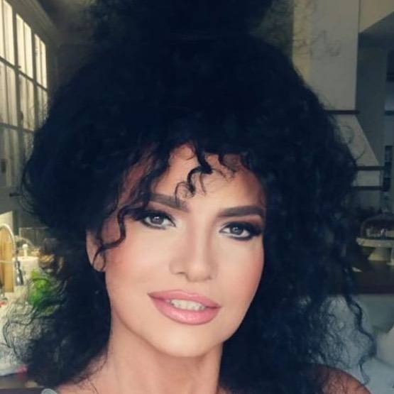 Lidija Vukićević pozirala u providnoj haljini i pokazala izvajanu figuru! (FOTO) 2 44e2ead91e049564fad542083b21a47d15cf9f9b