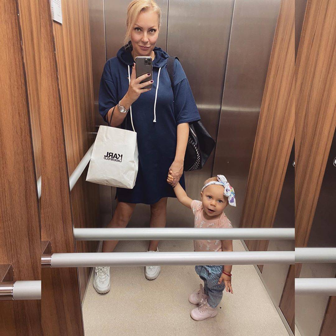 KOLIKO PUTA DOK JOJ NE DOSADI? Ivana Selakov ne može da veruje da njena ćerka OVO STALNO RADI! (FOTO) 2 452b89f05fe57daf5814af41eda79e8ba4af1194