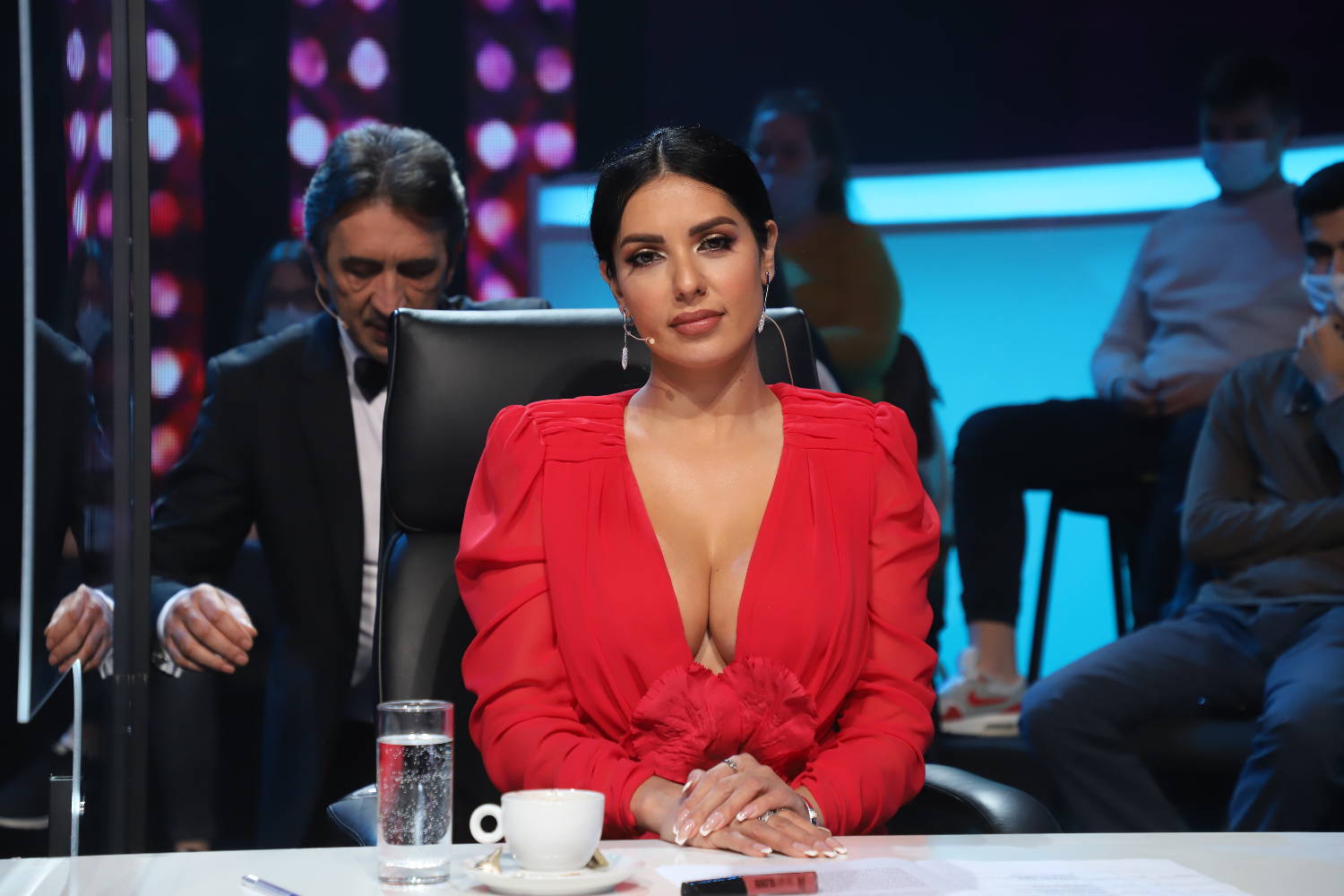 Tanja Savić otkrila koga bi odabrala za mentora u "Zvezdama Granda": "Ja sam njen fan, svi se lepe za nju" (VIDEO) 6 4ad626b1624c4c2d57b990d95f83ac62c017d4a8
