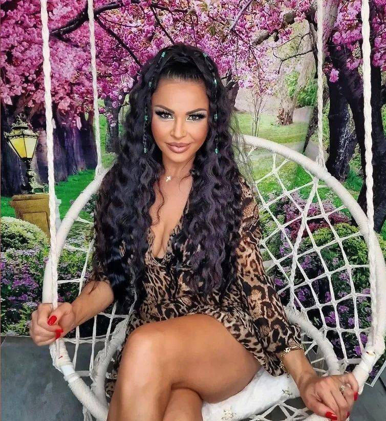 Tina Ivanović donela BITNU ODLUKU, pa ODUSTALA: "Ne mogu da pobegnem od onoga što jesam" 2 4da2fab67d28ab89b1f05a4d944b9b676127965b