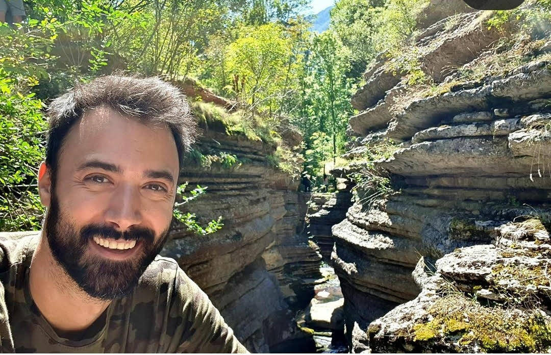NEĆETE VEROVATI KOJI JE NJEGOV SKRIVENI TALENAT! ( VIDEO) 2 4e8365a9b2676fd9e4754854d78f8090d28319b1
