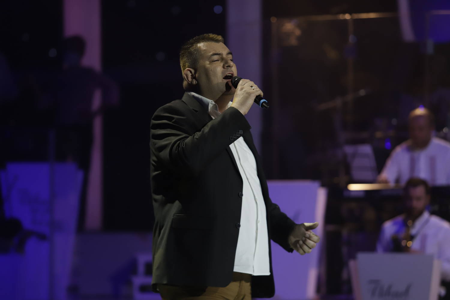 VANZEMALJSKI Roker otpevao Šabana i pokazao svoju muzičku širinu 2 4faa5c4e956165ffa738854706092c146296ac8e