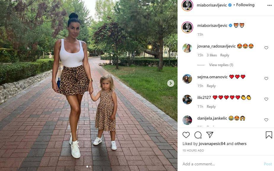 Mia Borisavljević - Kakva majka, takva ćerka (FOTO) 2 53d036670c3fd93d2dfdc00873271b08ed9c51e5