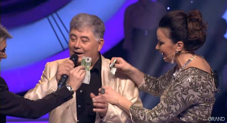ODUSTAO OD MUZIKE, pa u poznim godinama dobio volju da ponovo peva i Saši Popoviću izvadio 200 evra kao od šale 3 577a8811b9410831a6123828d4095980a764731b