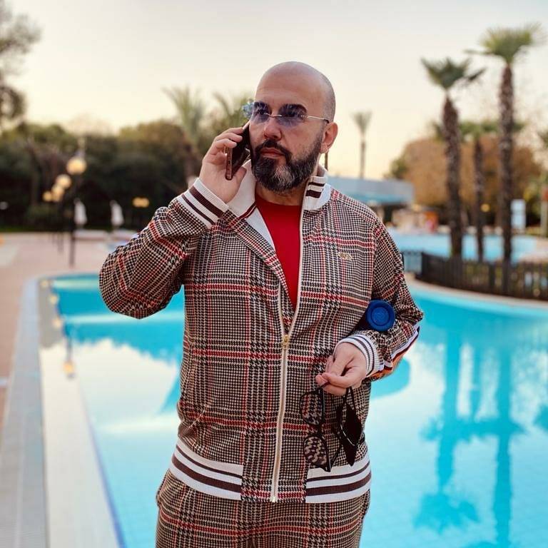 Zbog šale na instagramu PREĆENO MU JE SMRĆU?! Fotograf poručio: "Videćemo se na sudu!" (VIDEO) 2 5cb4620fa029e5565923dbb4ddd624c9767508a3