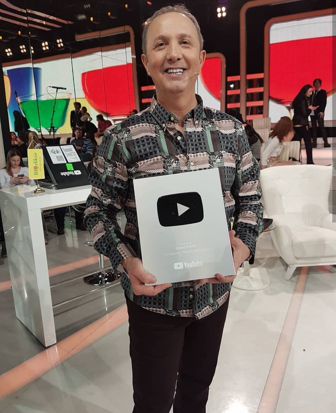YouTube priznanja! 3 5d222c5f9e15c6b6423ffc59005a2c5f25fd224e