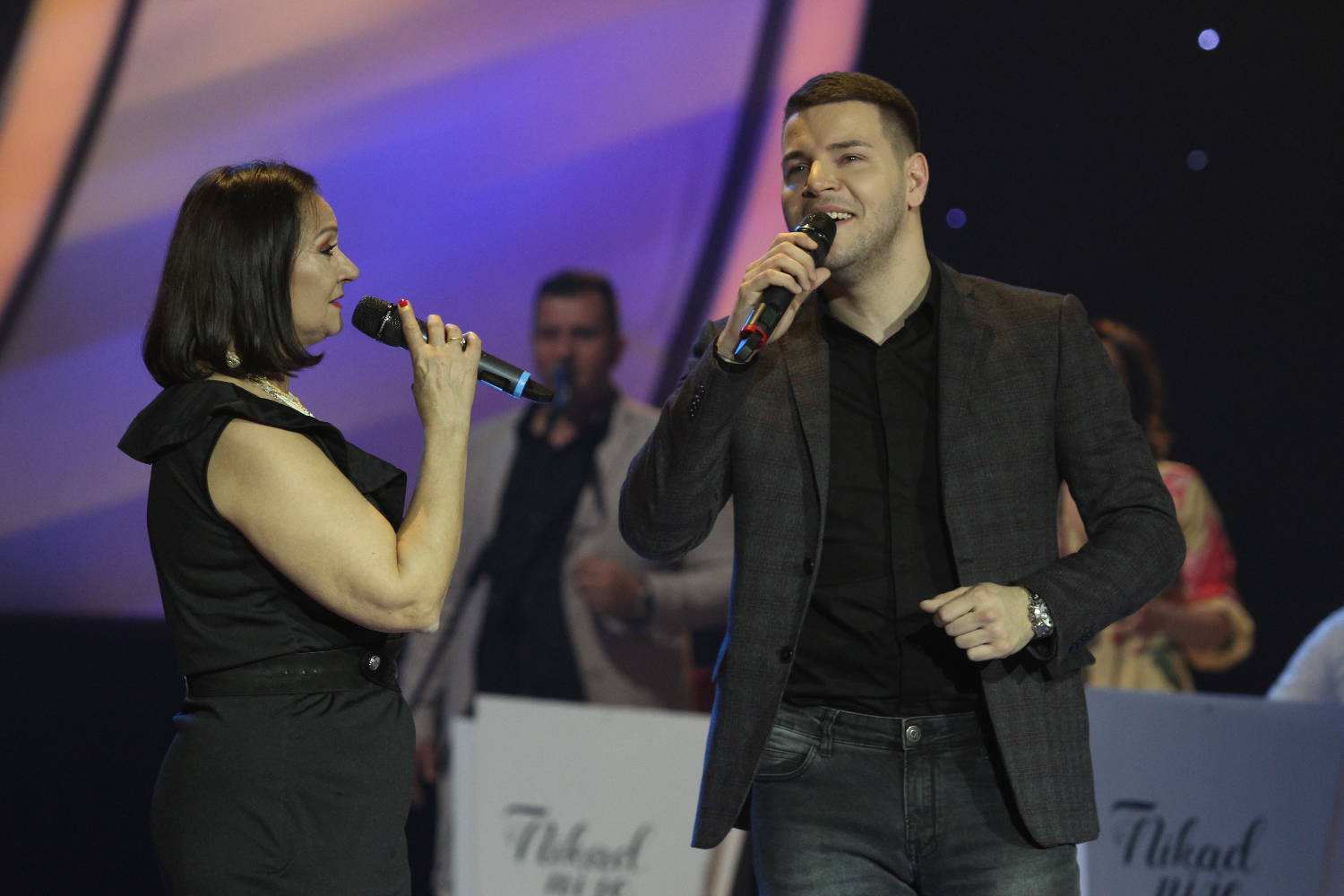 NJENO VREME TEK DOLAZI: Pevala je Titu, ali tek sad dokazuje svoj talenat (VIDEO) 3 5d35a87edd2b091d66de3b5f8ee74d679434cd32