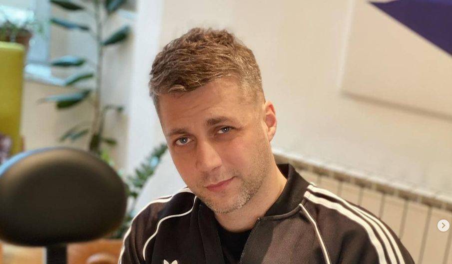 Porodila se žena Bojana Vaskovića: Pevač po treći put postao tata (FOTO) 7 61c2831a29f6250e5101224ded8e1aa49b3ff946