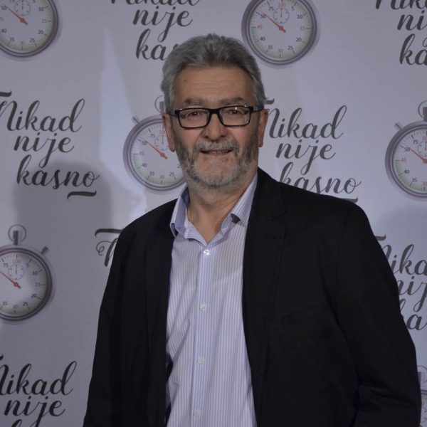 Zoran Kostić 1 63978838ab4f796ad5d0df07ba7a36fc4e4b1c3b