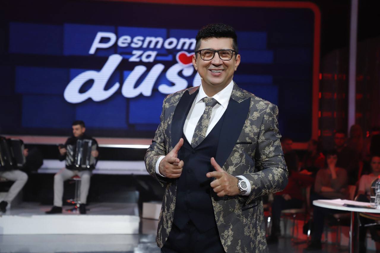 PESMOM ZA DUŠU: Odličan provod sa Mikicom i Milošem Bojanićem (FOTO) 2 63eb593664a9538af2689ab7bd288c1246bf5575