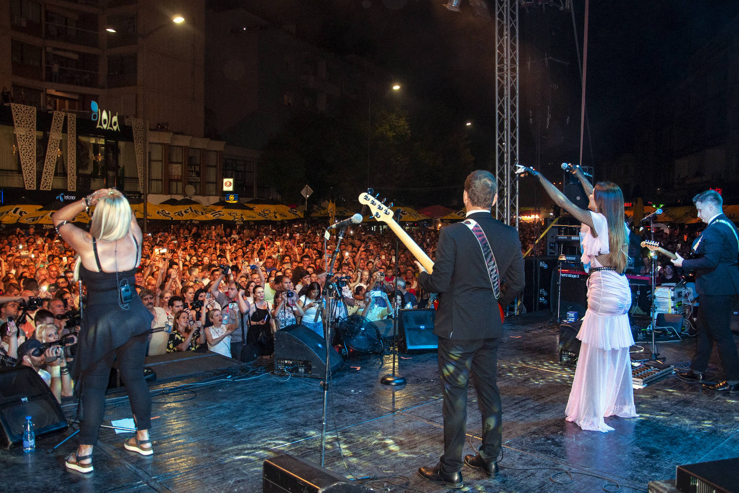 Severina spektaklom zatvorila jubilarnu 30. Roštiljijadu (FOTO+VIDEO) 6 67f708583b77da3bd374c7b2344ab82629c6704c