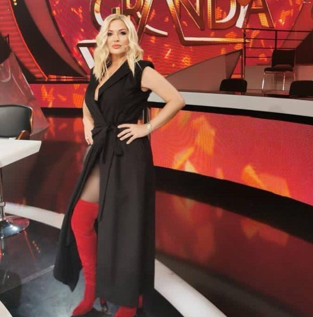 SANJIN MODNI INTERVJU: "U mom ormaru je poslovna garderoba strogo odvojena od privatne!" 2 684ef15a863f353f3b1c9c05a1ac412c0d7d6d29
