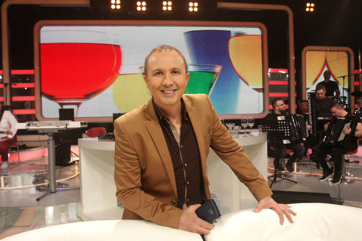 GRAND KOKTEL: Od dobrih stvari ne odustajemo! 2 6e59166b0a74616da492f164e04ab50a6d1306be