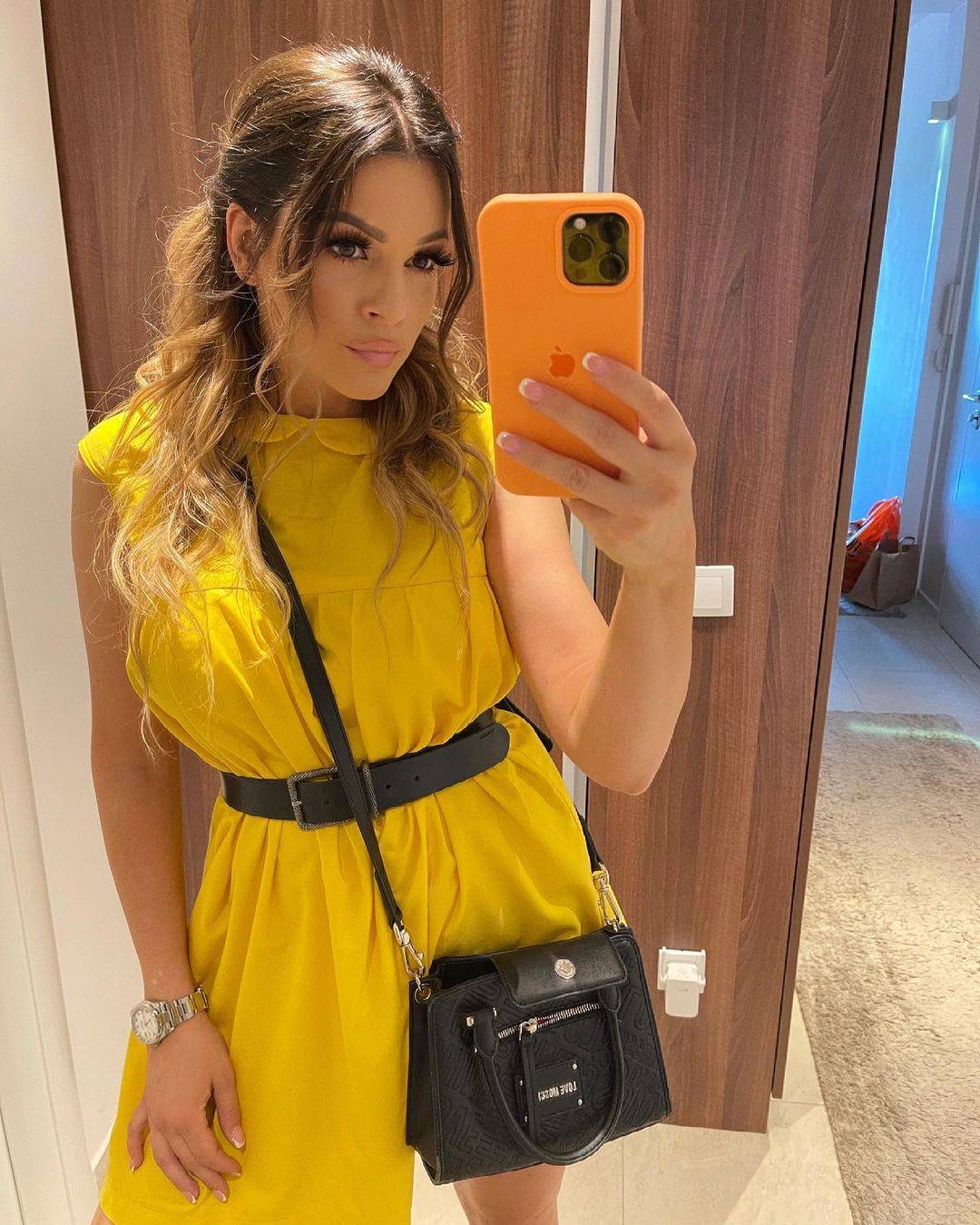 Jelena Kostov otkrila koji trač o sebi ju je najviše pogodio: "POMERILO ME JE IZ TAKTA" 2 710efc85e40edab2a19dc00ece785839dcaa0b20